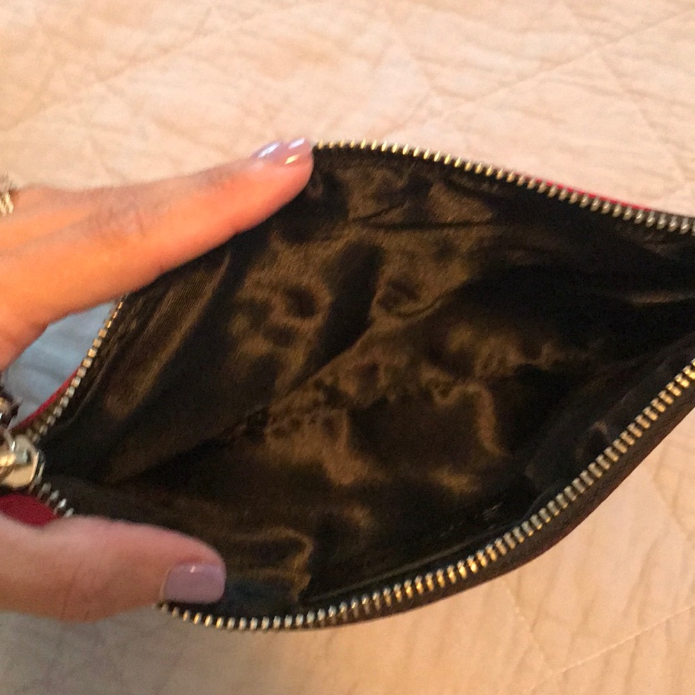 Express wristlet - Picture 3 of 3
